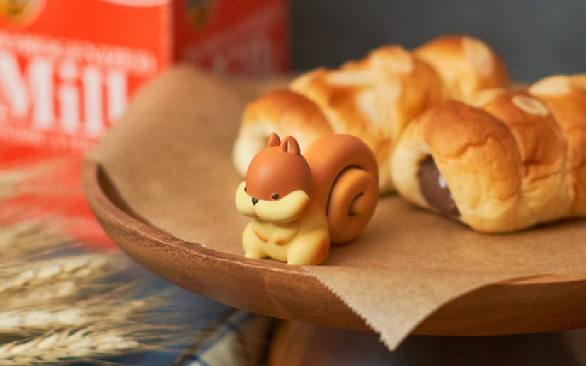 Animal Bakery Minifigure: Series 2 - Little Accent