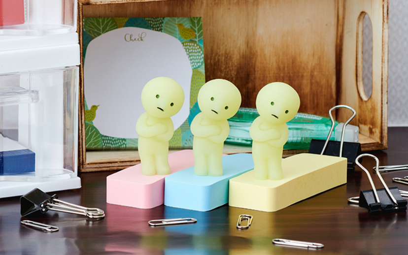 SMISKI @ Work Series - Desk Buddy