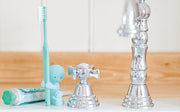 SMISKI Toothbrush Stands - Collector Pick